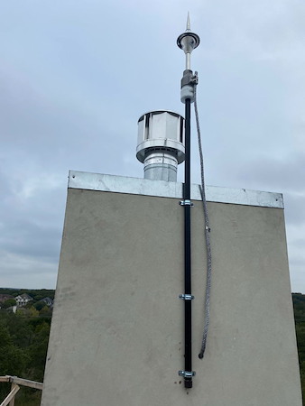 Installation of an early streamer lightning rod austin tx